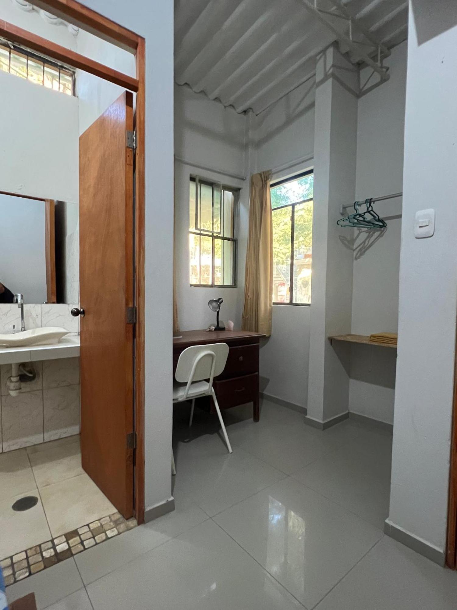 Stone House Mancora Hostel Kültér fotó